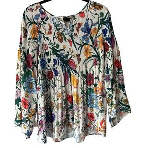 CHARLIE B Multicolor Floral Blouse w/ Bell Sleeves Smocked Fabric w/ Keyhole Cut